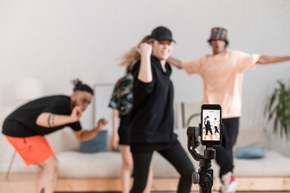 TikTok é multado em R$153,7 milhões